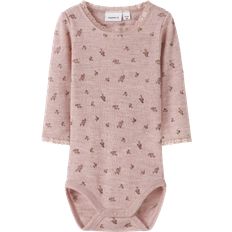 Brun Bodyer Børnetøj Name It Sparkedragt Body NBFWANG Merinould Blomsterprint Blondekant - Brun/Mørkebrun/Pink Meleret