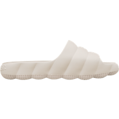 Moncler Tofflor & Sandaler Moncler Off-White Lilo Quilted EVA Pool Sliders - Silk White