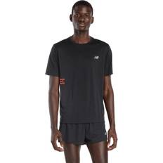 New Balance Överdelar New Balance Athletics Graphic T-Shirt Poly Sticka - Black