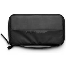 Pasetuier på tilbud Db Essential Passport Cover - Black