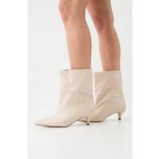 White Ankle Boots on sale Misspap Low Stiletto Heel Ankle Boots - White