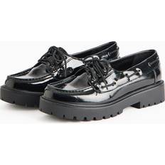 Low Shoes Tu Patent Chunky Boat Shoes - Black