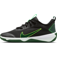 Nike Omni Multi-Court Hallenschuh Schwarz