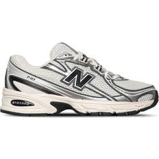 New Balance 740 - Sea Salt/Black/Silver Metallic