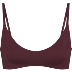 SKIMS x Nike Matte Micro Scoop Bra - Currant