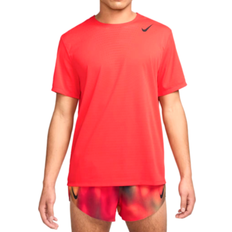 Löpning - Röda T-shirts Nike Men's Dri-fit Adv Short-sleeve Running Top - Light Crimson/Black