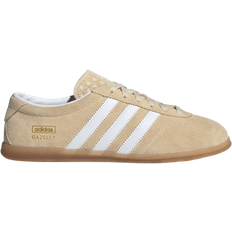 adidas Gazelle Lo Pro Skor - Sand Strata/Cloud White/Gum