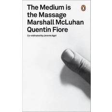 Essays & Reportage Boeken The Medium Is The Massage Penguin Modern Classics Marshall McLuhan (Paperback, 2008)