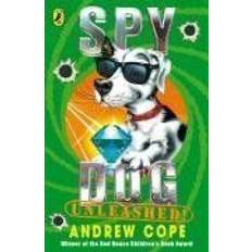 Böcker Spy Dog Unleashed