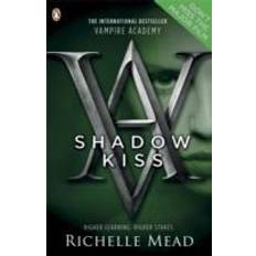 Shadow Kiss (Hæftet, 2010)