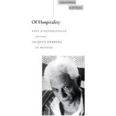 Of Hospitality (Cultural Memory in the Present) (Paperback, 2000)