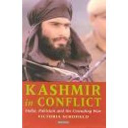 Kashmir in Conflict (Häftad, 2010)