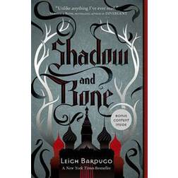 Shadow and Bone (Häftad, 2013)