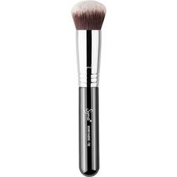 Sigma Beauty F82 Round Kabuki Brush chrome