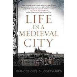 life in a medieval city (Paperback, 2016)