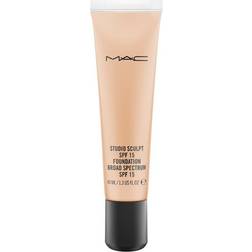 MAC Studio Sculpt Foundation SPF15 NC40