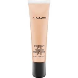 MAC Studio Sculpt Foundation SPF15 NC35