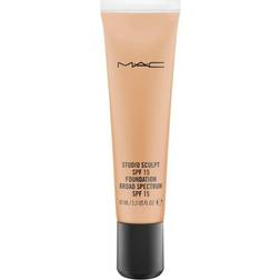 MAC Studio Sculpt Foundation SPF15 NC44