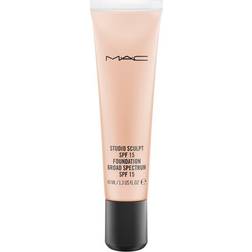 MAC Studio Sculpt Foundation SPF15 NW20