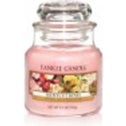 Yankee Candle Classic Fresh Cut Roses Small Scented Candle 104g