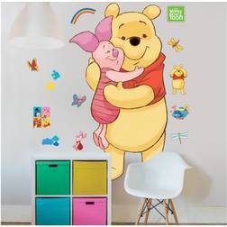 Walltastic Winnie the Pooh Large Character Sticker 44319
