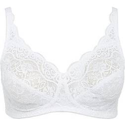 Triumph Amourette 300 Non Wired Bra - White