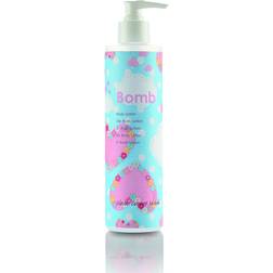 Bomb Cosmetics Cloud Cuckoo Land Body Lotion 300ml