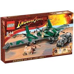 LEGO Indiana Jones Fight on the Flying Wing 7683