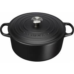 Le Creuset Matte Black Signature with lid 1.11 gal 9.4 "