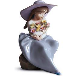 Lladro Fragrant Bouquet Girl Figurine 20cm