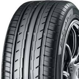 Yokohama BluEarth-ES ES32 215/55 R17 94V