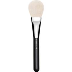 MAC 135S Large Flat Powder Brush