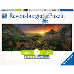 Ravensburger Sun Over Iceland 1000 Pieces