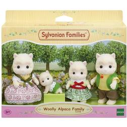 Sylvanian Families Woolly Alpaca Family