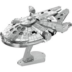 Metal Earth Star Wars Millenium Falcon Kit di metallo