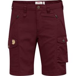 Fjällräven Nikka Shorts Curved W - Dark Garnet