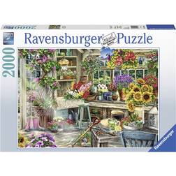 Ravensburger Gardener's Paradise 2000 Pieces