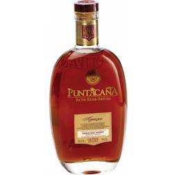 Puntacana Club Tesoro 38% 70 cl