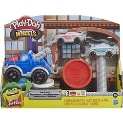 Play-Doh Wheels Tow Truck Toy