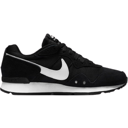 Nike Venture Runner Sneakers - Black/White