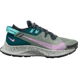 Nike Pegasus Trail 2 W - Seaweed/Spiral Sage/Dark Atomic Teal/Beyond Pink