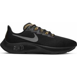 NIKE Air Zoom Pegasus 37 M - Black/Newsprint/Camellia/Ochre