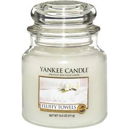 Yankee Candle Fluffy Towels Medium Doftljus 411g