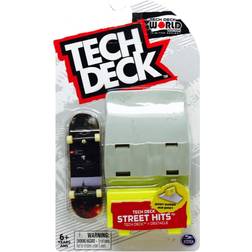 Spin Master Tech Deck Street Hits Jersey Barrier