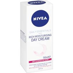 Nivea Daily Essentials Rich Moisturising Day Cream SPF15 50ml