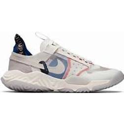 Nike Jordan Delta Breathe W - Sail/White-Tech Grey-University Red