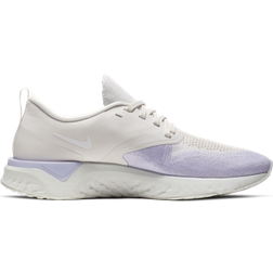 NIKE Odyssey React Flyknit 2 W - Platinum Tint/Lavender Mist/Pale Vanilla/White