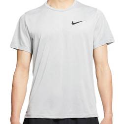 NIKE Training Hyperdry T-shirt - Grey