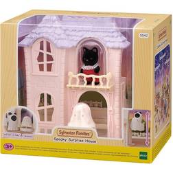 Sylvanian Families Spooky Surprise House