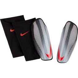 Nike Protegga Attack Elite